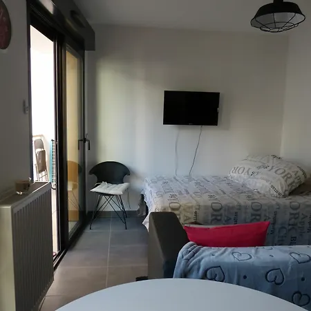 - Myriazur Moderne Balcon Appartement Nice